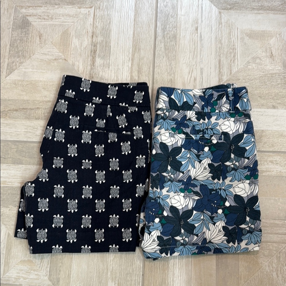 2 Ann Taylor Loft shorts, Turtle and Floral Pair